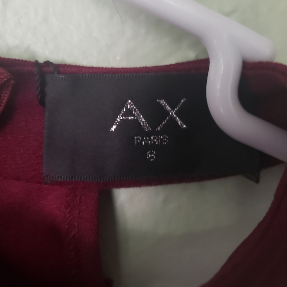 Racer Neck Midi Dress with Crochet Skirt - Picture 6 of 9